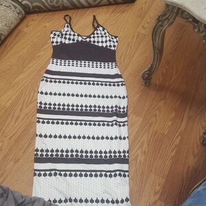 Elegant Black and White Patterned Dress